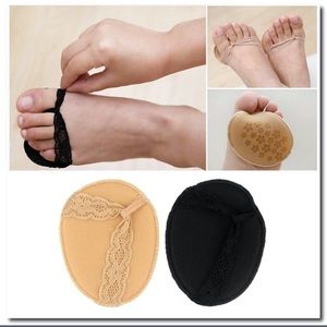 🎀 1 lovely pair of lace footpads for heel availability in tan or black 🎀